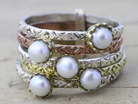 Alluring Globes in White Cultured Pearl and Sterling Silver Ring from India Online